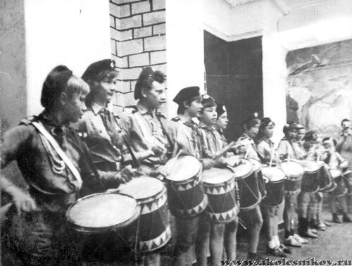 1985 Барабанщики